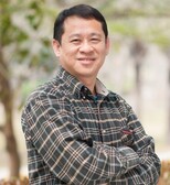 張奇龍教授圖片(另開新視窗)